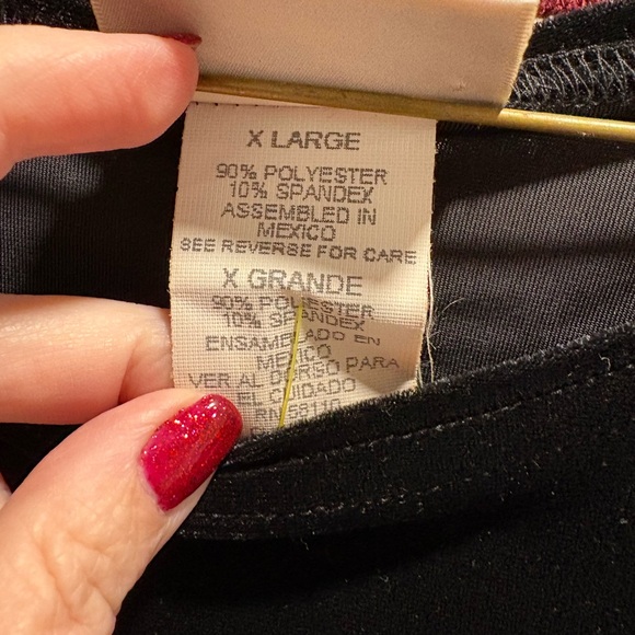 Black sparkle glittery top - Picture 2 of 4